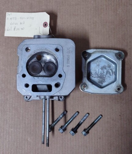 MTD 1P70M0 951-10413B Cylinder Head Complete (Used)